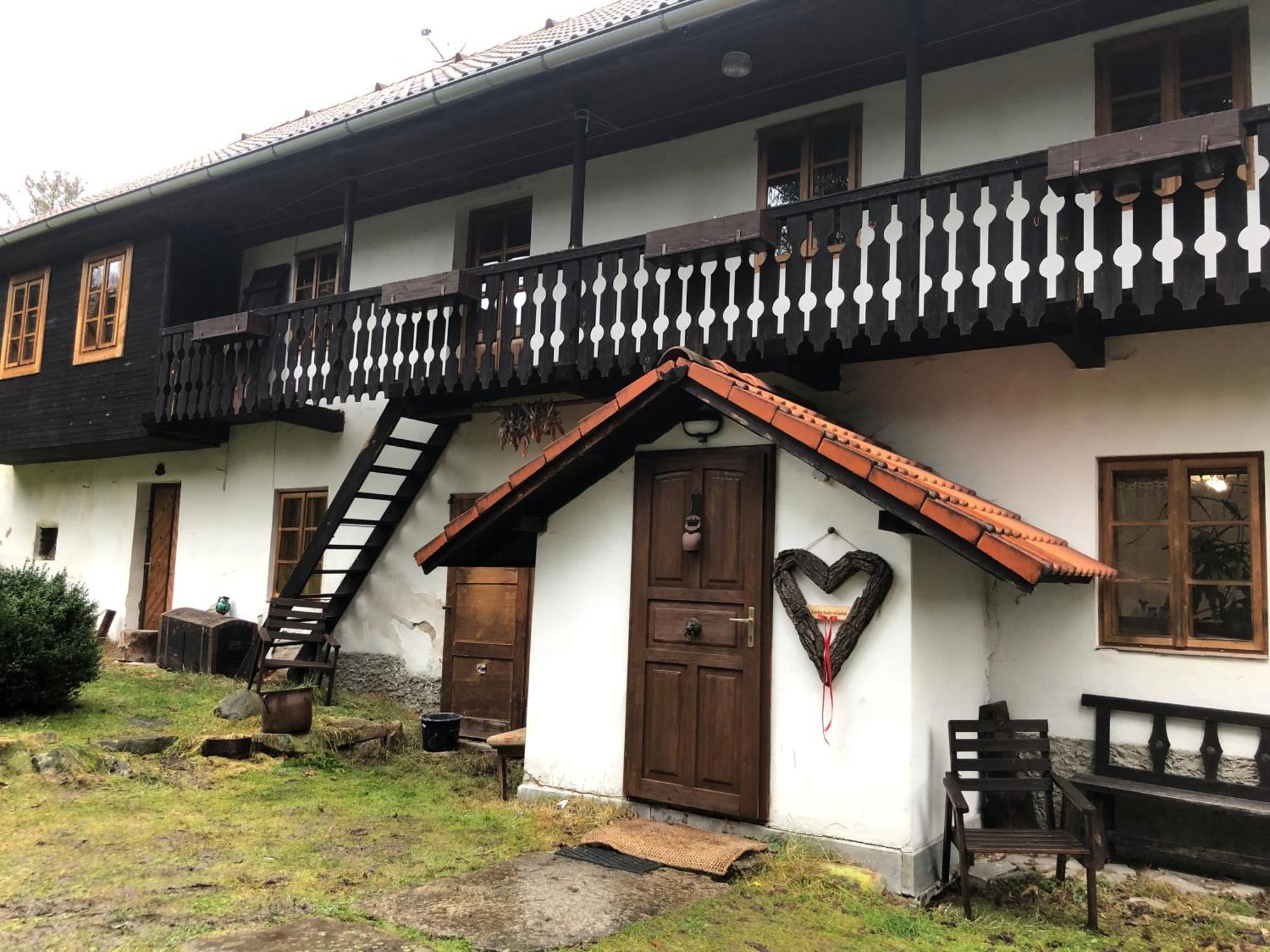 Chaloupka U Jiriho Hotel Nová Pec Екстериор снимка